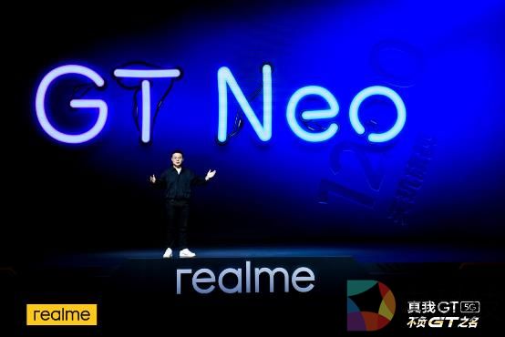 蓝色的灯光中度可信度描述已自动生成