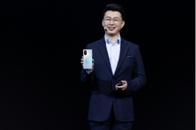 轻薄超曲屏+10亿色显示，荣耀V40轻奢版今日发布，2999元起