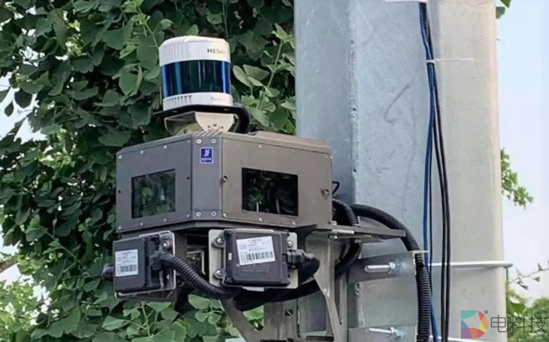 觉非科技携手上海智能网联示范区的智能网联城市全息路口解决方案