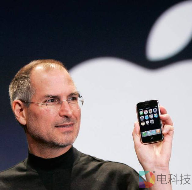 乔布斯iPhone 4