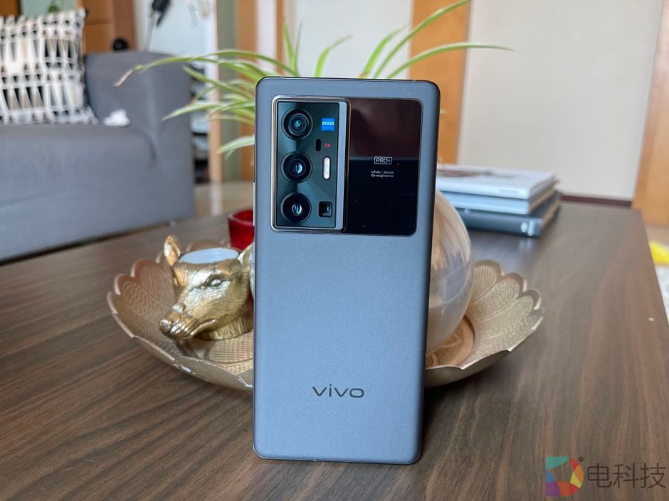 vivo x70