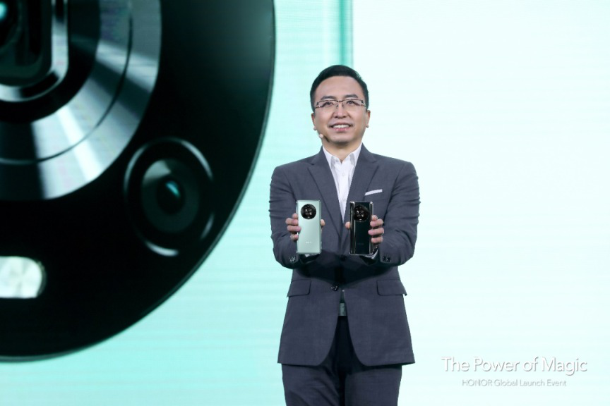  荣耀CEO赵明：Magic 4将全面对标苹果，改变其一家独大的局面