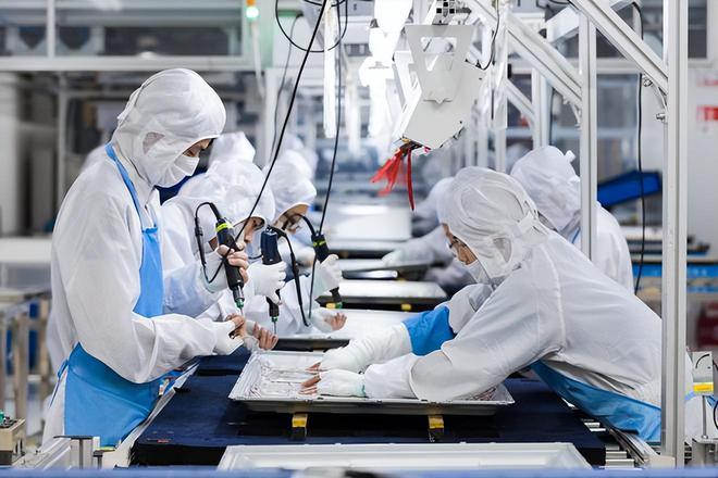  日本不愿放弃OLED，与中国合资研发下一代技术