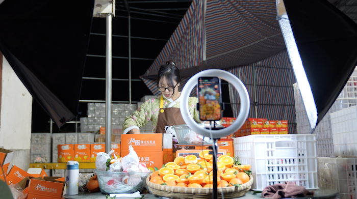  2476亿的背后：拼多多如何引领高质量消费新趋势