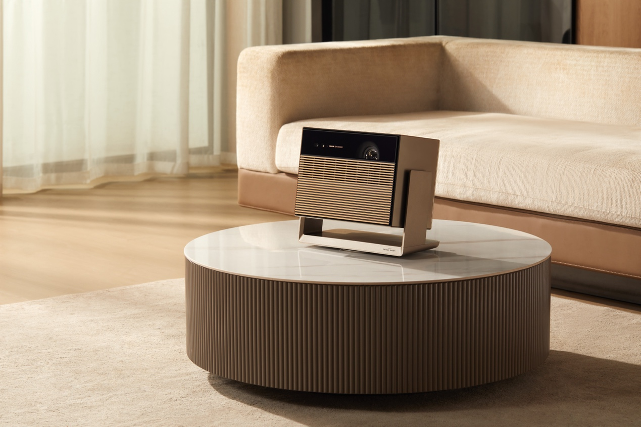  极米投影再夺2023年中国投影市场出货量和销售额双料冠军