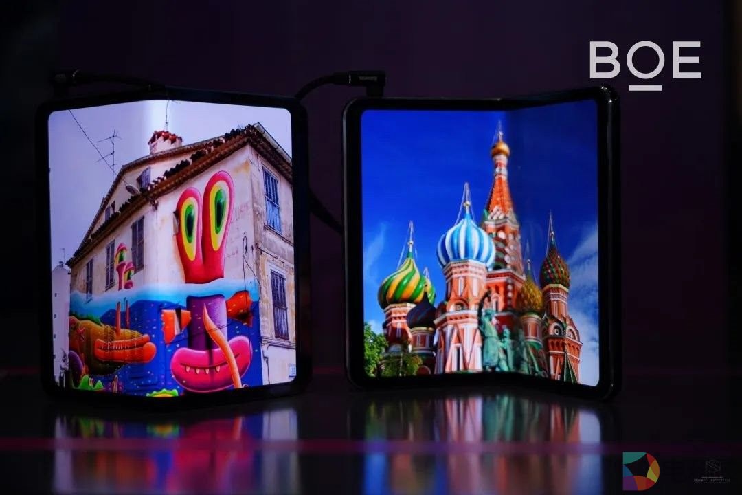中国柔性OLED面板出货量激增，市场份额首超韩国，国产化率超98%