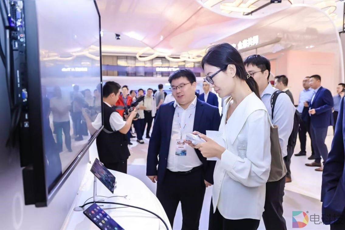 c30d343db0020693f9769d2e692ea1c