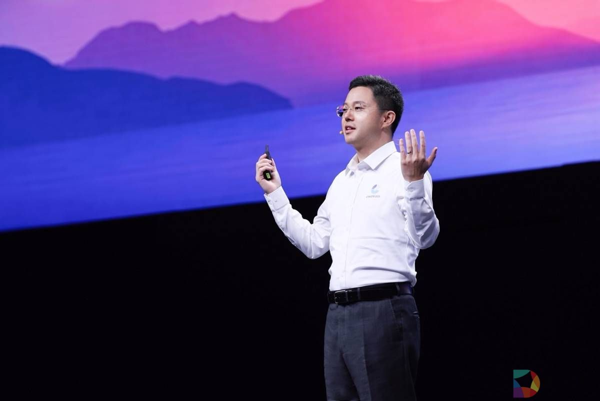 推理性能提升13倍！百度智能云发布昆仑芯超节点