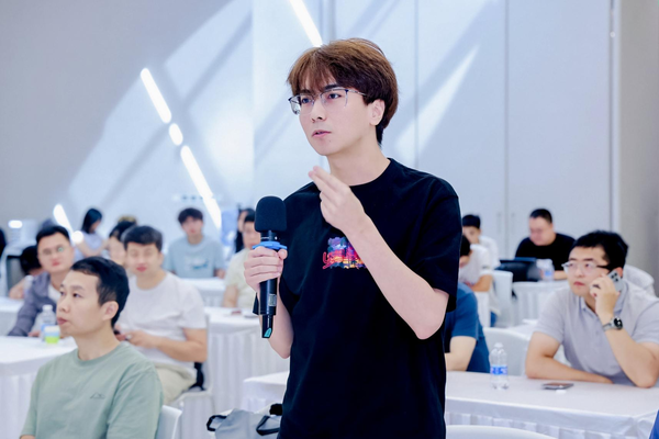 四年磨一剑，终至影像之巅：当贝S7 Ultra Max震撼发布