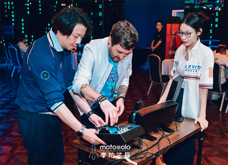 启迪未来，触手可及：motozolo A32X Lite 全球首发，开启飞行模拟器新时代