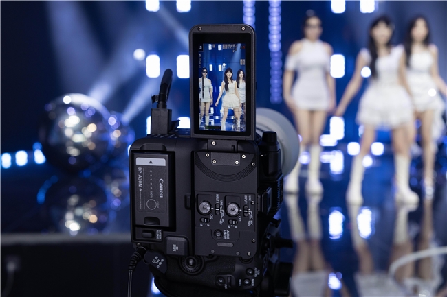 佳能&ldquo;佳直播&rdquo;携手时拍传媒，开启明星感团播时代