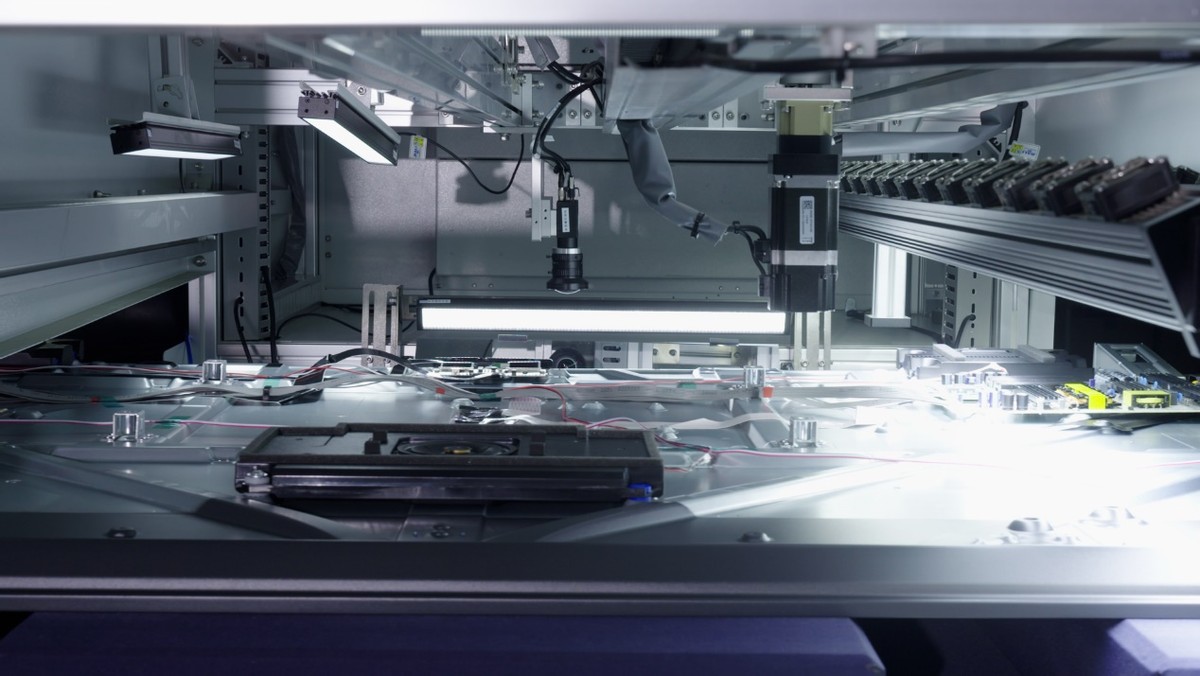 全球唯一！海信电视工厂摘得制造业“奥斯卡”——全球首座电视行业“灯塔工厂”诞生！