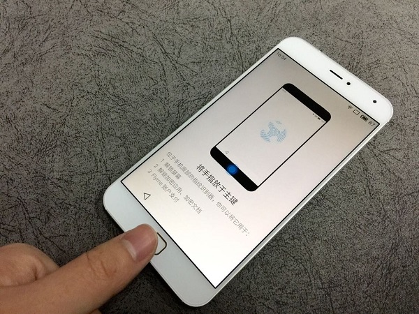 指纹识别快过iPhone 魅族MX4 Pro开箱上手