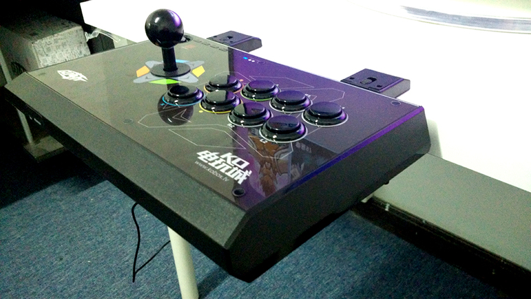 电视游戏还可以这样玩？KO电玩城定制版拳霸街机摇杆测评