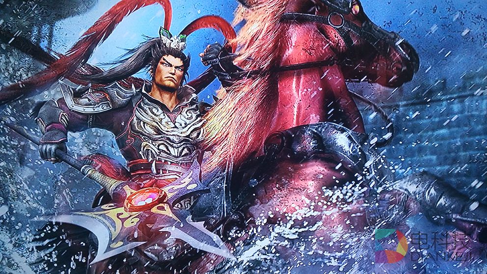 PS4,XBOX ONE，比较