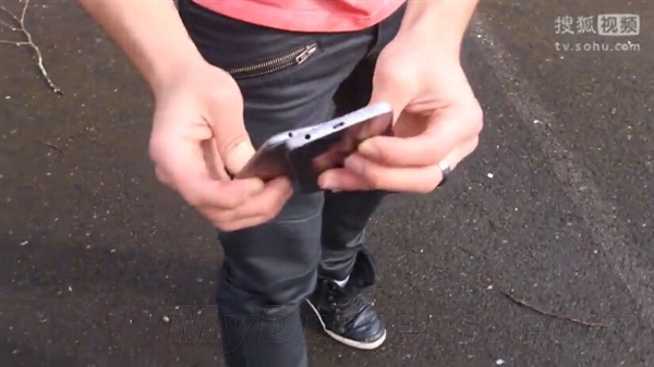 GalaxyS6 Edge、iPhone 6耐摔PK：苹果惊呆