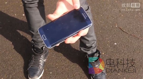 GalaxyS6，iPhone 6，耐摔