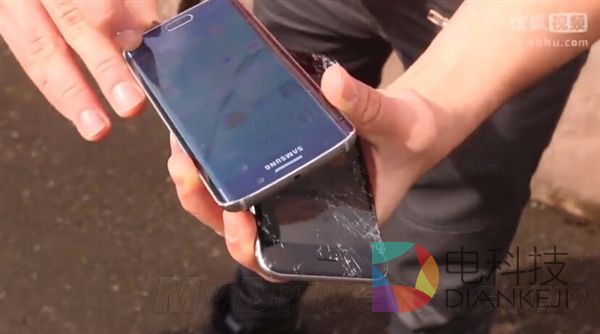 GalaxyS6，iPhone 6，耐摔