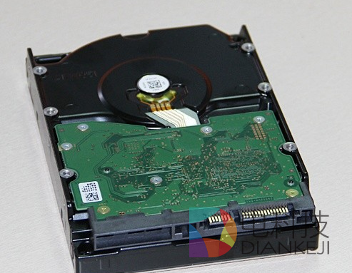 HGST 7K6000 6T，测试