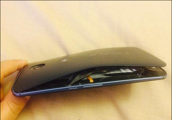 亲儿子都靠不住！Nexus 6的电池也炸了