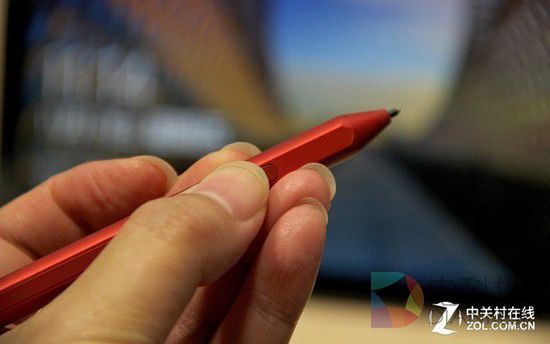 库克已哭 看Surface Pro 4暴打iPad Pro