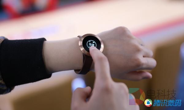 荣耀手环Zero SS版本评测：外观别致 细节需优化