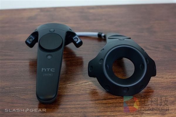 全球最贵VR！HTC Vive开箱：做工精湛