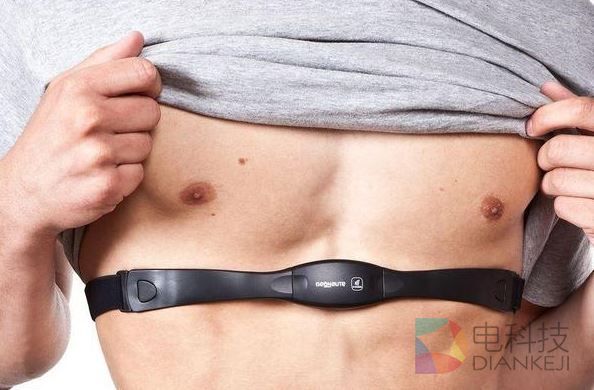 迪卡侬on rhythm 50运动心率监测手表 (1).JPG