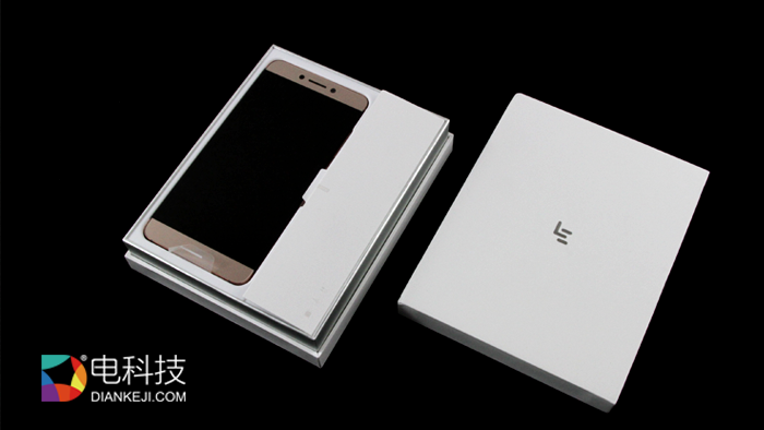 乐视超级手机2体验：具备手机功能的小电视！