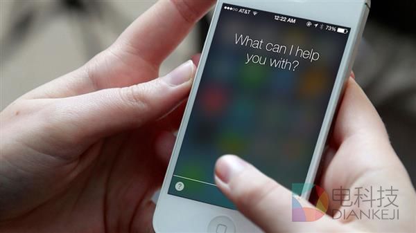 科技界泰斗莫博士：为什么Siri这么蠢？