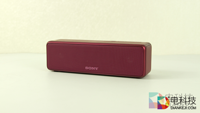 你想到想不到的连接方式都支持  索尼便携音箱h.ear go评测