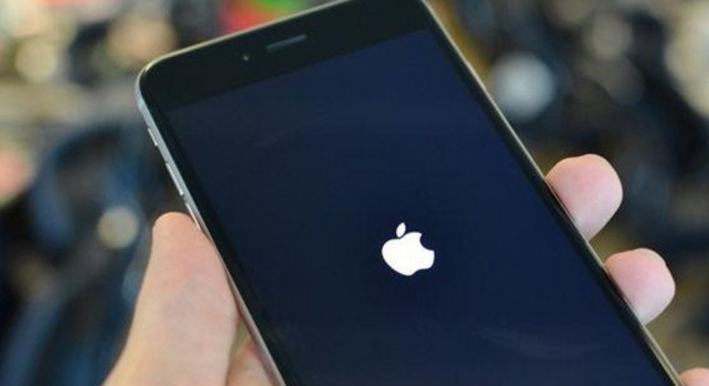 iPhone自动关机追踪：原因未明 客服称戴保护壳可保温