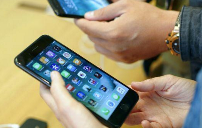 苹果挤牙膏惹祸！iPhone 7销量要暴跌：中国用户无爱
