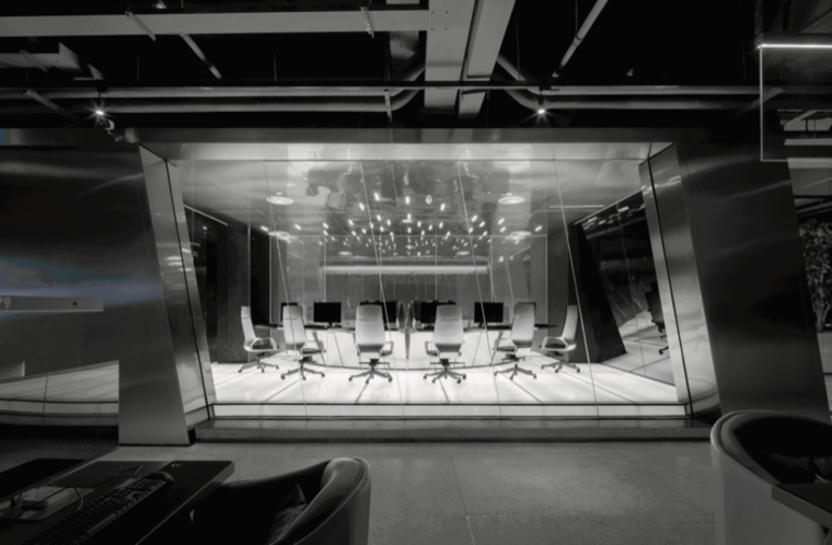 周杰伦投资网吧上机实测：300元可享受偶像办公室