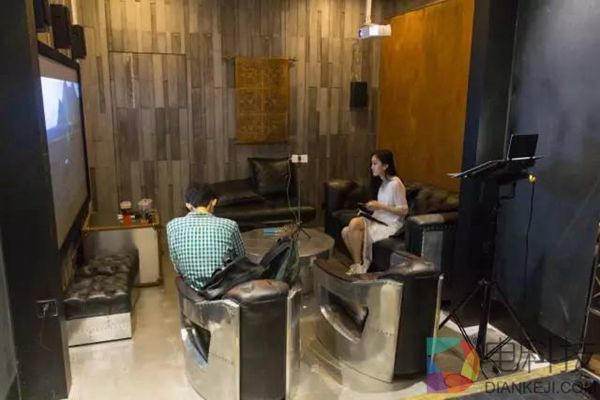 周杰伦投资网吧上机实测：VIP每小时300元