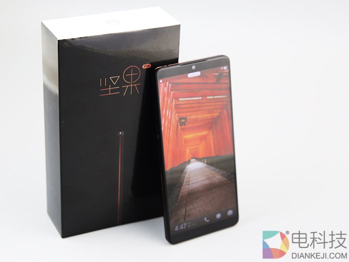 坚果Pro 2：不能打满分的锤子手机 却依旧足够教友商做人