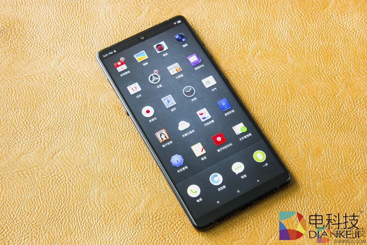 坚果R1手机完全体验：从性能到玩乐，无愧旗舰担当