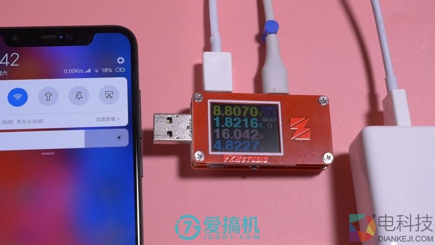 依旧是熟悉的小米,小米 8 详细评测