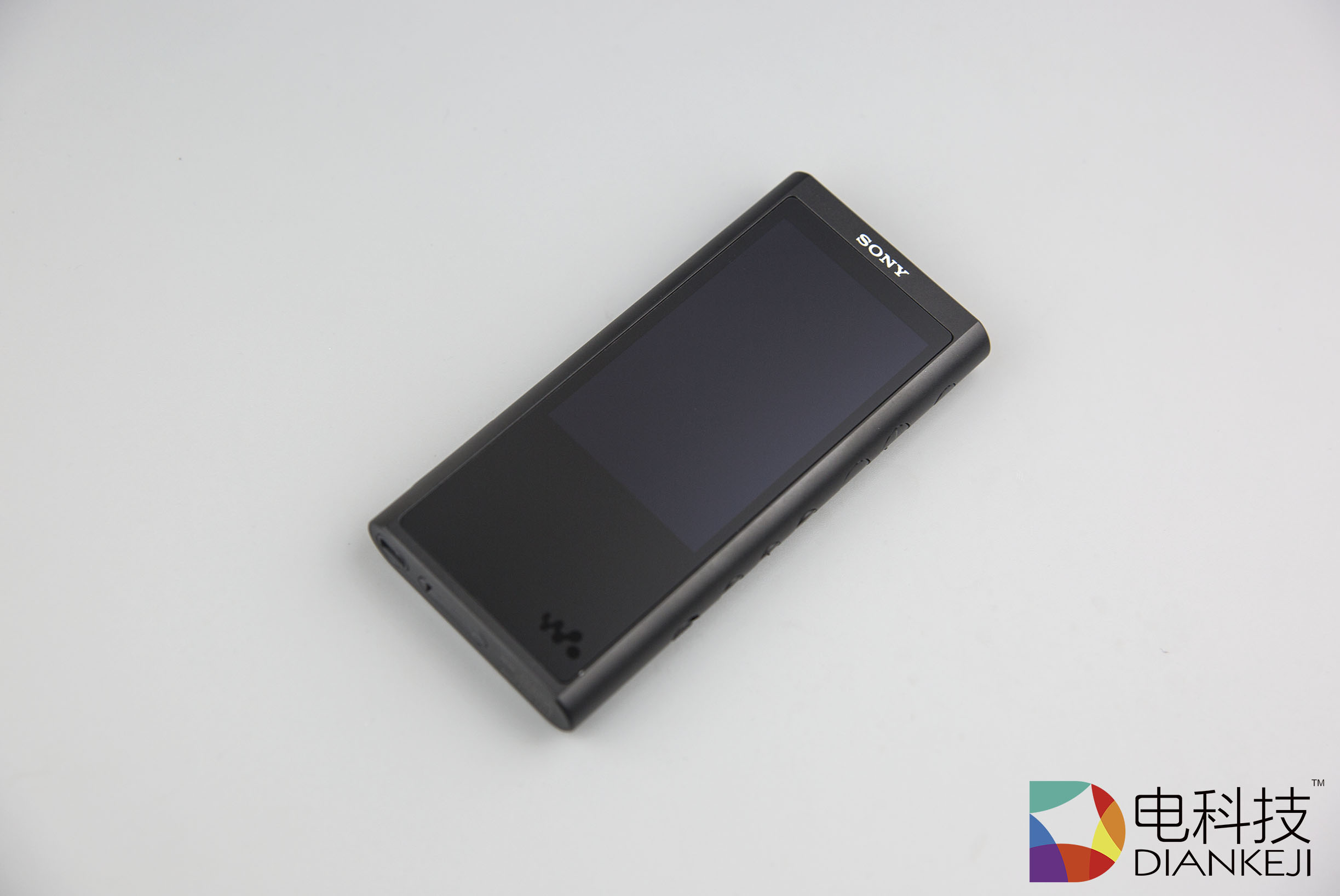 音质美学金声玉振，索尼Walkman ZX300A释放让你忍不住感动的天籁之音