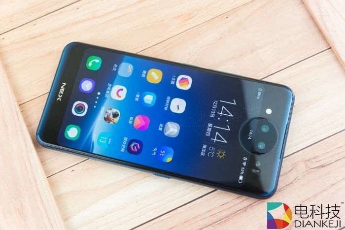 NEX双屏手机体验：vivo黑科技，想低调都不行，实力真的不允许