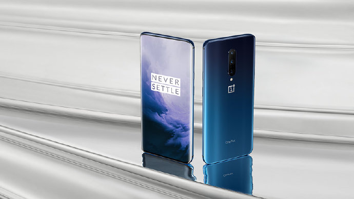 从1999元起家的一加手机，如今7 Pro卖到4000块，还值得买吗？