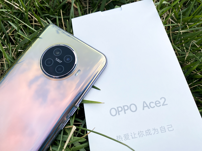 OPPO Ace2：不仅是游戏手机，还是充电效率4倍于iPhone的神器