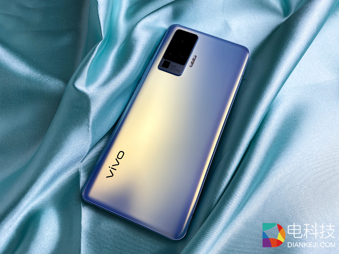  把你的微单相机闲鱼吧，拍照这件专业的事就交给vivo X50 Pro！