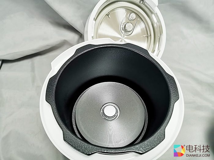  智能APP食谱，闷炖煲煮功能多样，米家智能电压力锅堪称厨房神器