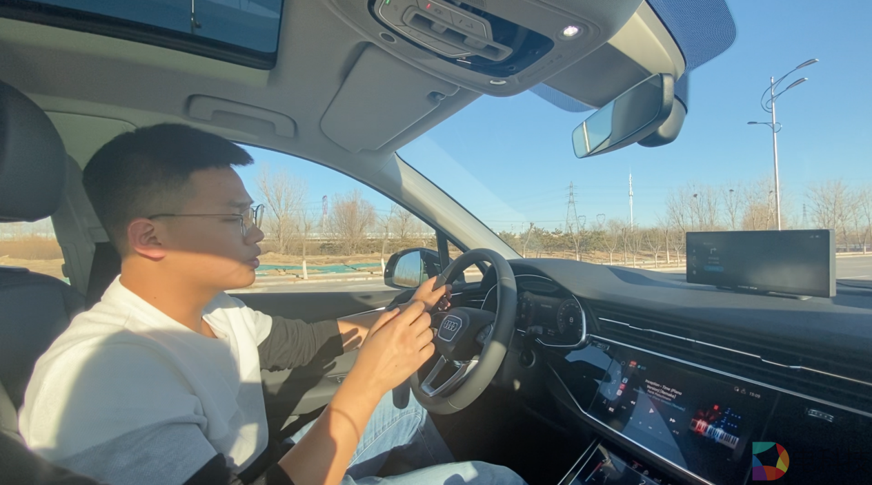 华为车载智慧屏