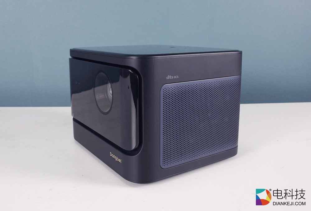 当贝X3激光投影机侧边