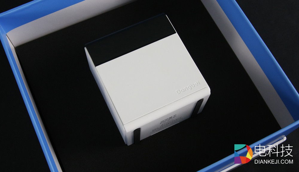 当贝盒子B1C：让老旧电视焕然一新的智能“小魔方”