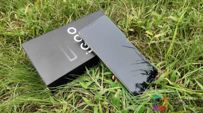 iQOO Z9 Turbo + 深度评测：蓝海电池、天玑9300+，轻薄机身性能底色