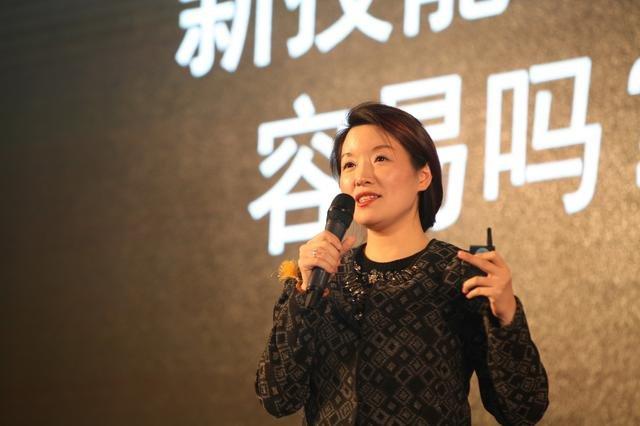 华为荣耀原CMO张晓云出任终端CMO