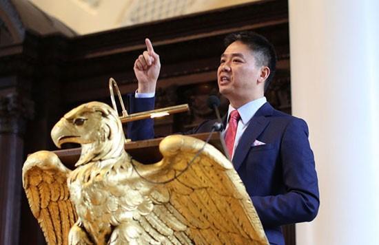  刘强东建言年轻创业者：能用贷款就别拿风投